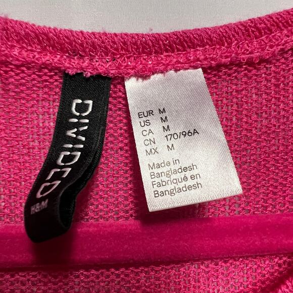 Divided by H&M Fuchsia Pink Crochet Hem Sweater Size Medium - Picture 4 of 7